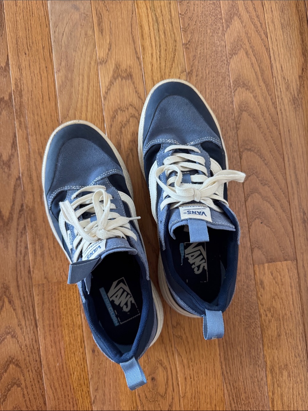 Vans UltraRange Exo in Moonlight Blue/Marshmallow - Picture 4 of 6